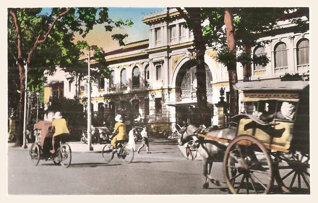 Hình ảnh Bưu điện Saigon thời Pháp thuộc
